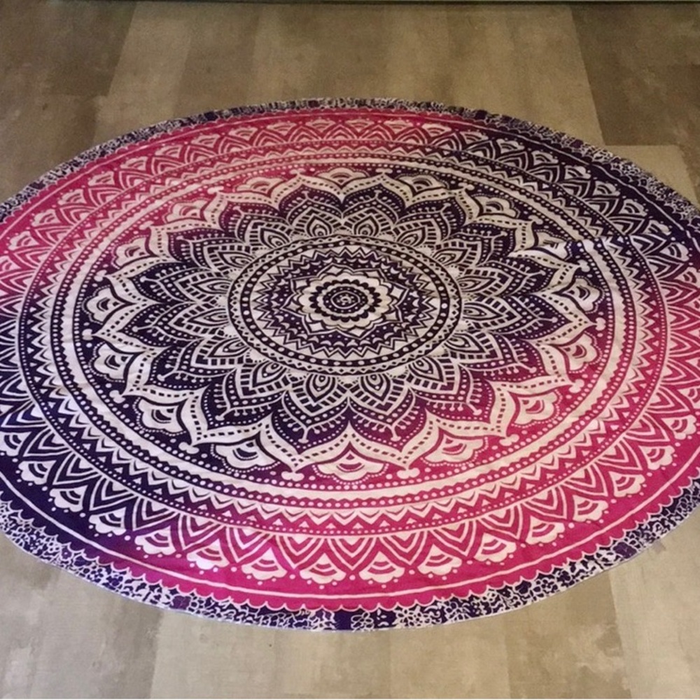‼️SOLD‼️TRI COLOR MANDALA PRINT ON WRINKLE FREE FABRIC